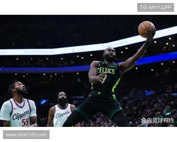 杰伦・威廉姆斯：自信源自训练，投篮失准也挡不住出手决心(1)